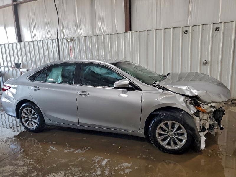 Фото 4 - TOYOTA CAMRY