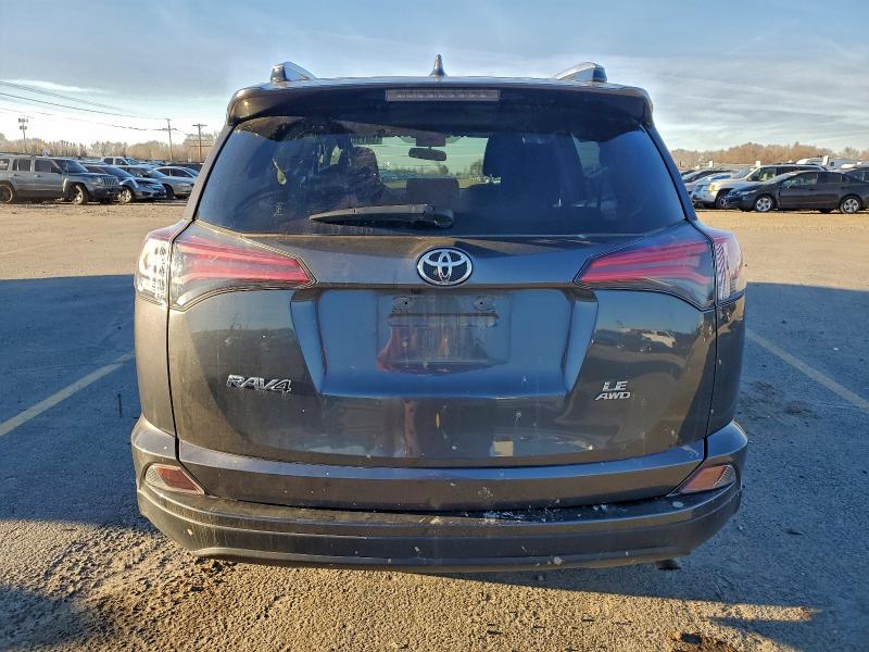 Фото 6 - TOYOTA RAV4