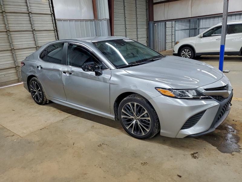 Фото 4 - TOYOTA CAMRY