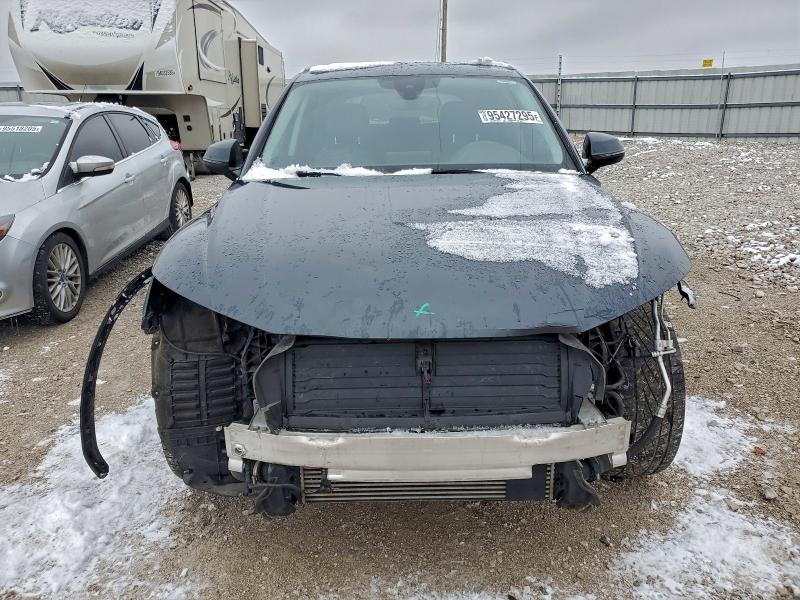 Фото 5 - AUDI Q5