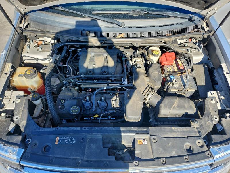 Фото 12 - FORD FLEX