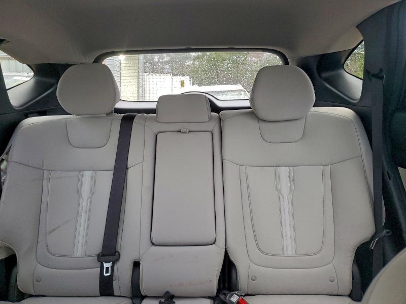 Фото 10 - HYUNDAI TUCSON