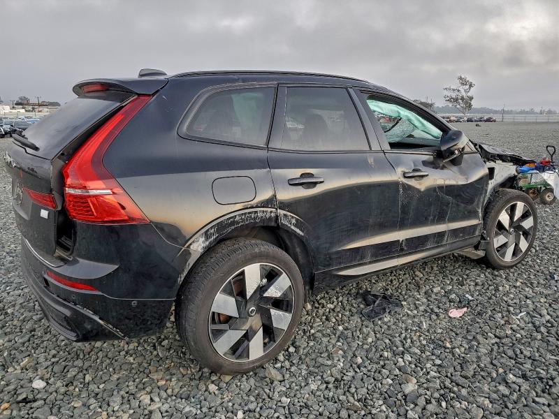 VOLVO XC60 PLUS 2024 VIN YV4H60DL3R1915452