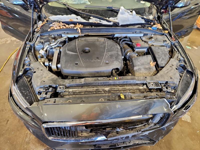 Фото 11 - VOLVO S60