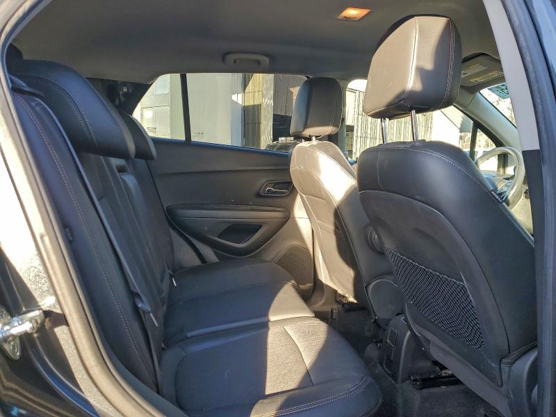 Фото 11 - CHEVROLET TRAX