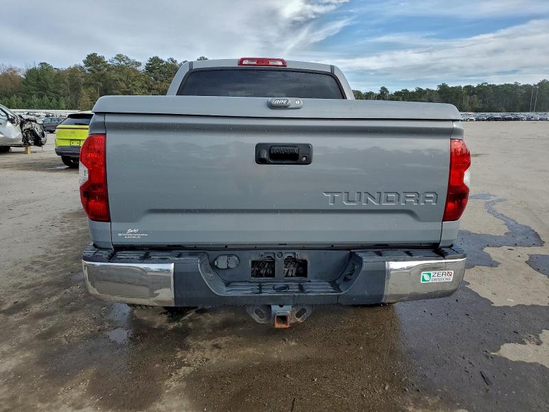 Фото 6 - TOYOTA TUNDRA