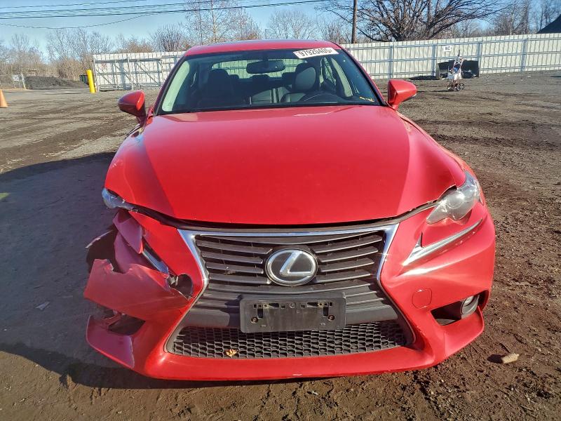 Фото 5 - LEXUS IS