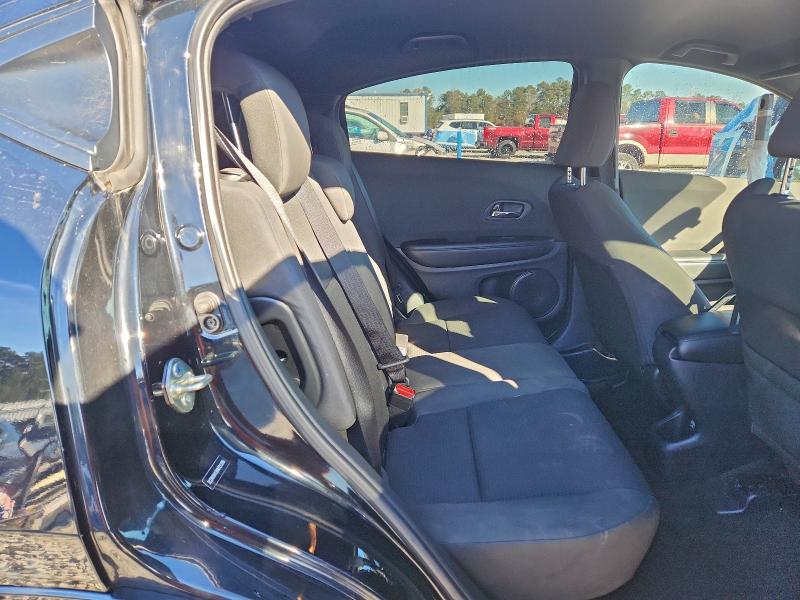 Фото 10 - HONDA HR-V