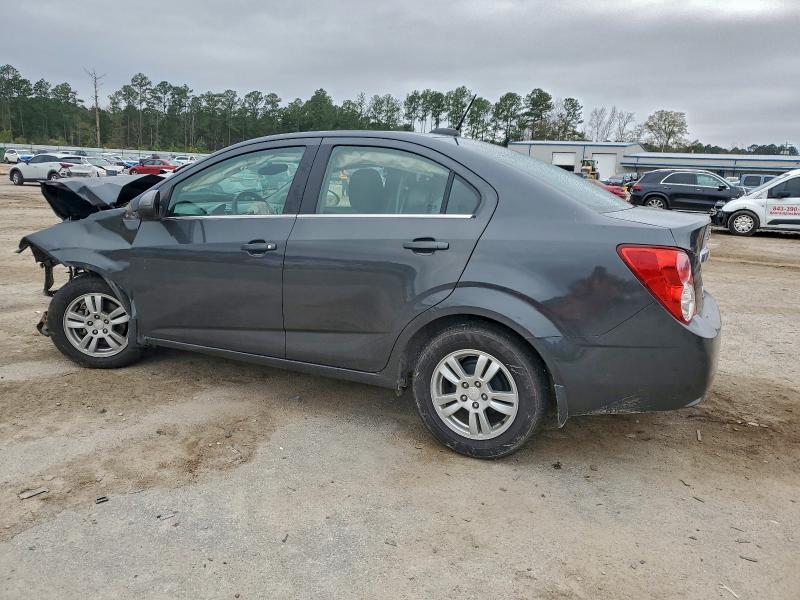 Фото 2 - CHEVROLET SONIC