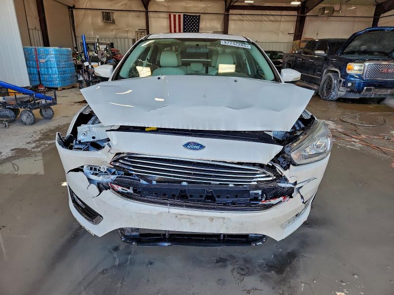 Фото 5 - FORD FOCUS