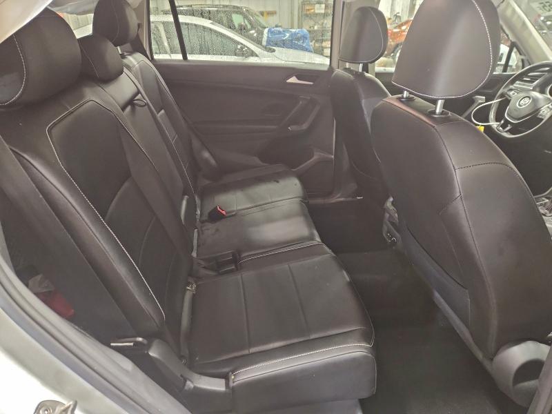 Фото 11 - VOLKSWAGEN TIGUAN