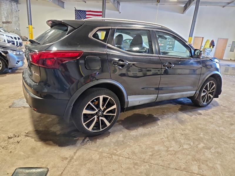 Фото 3 - NISSAN ROGUE