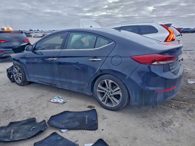 Фото 2 - HYUNDAI ELANTRA