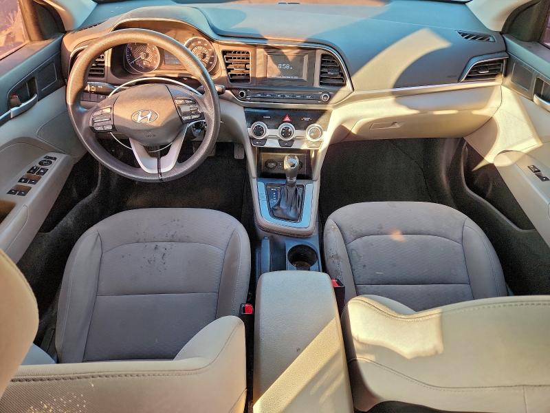 Фото 8 - HYUNDAI ELANTRA