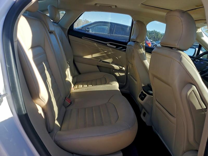 Фото 10 - FORD FUSION