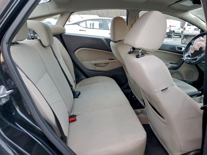 Фото 10 - FORD FIESTA