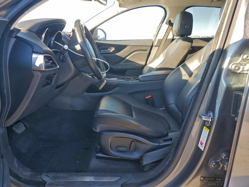 Фото 7 - JAGUAR F-PACE