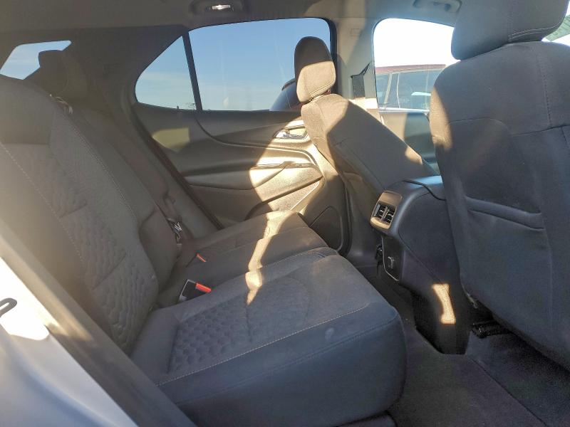 Фото 11 - CHEVROLET EQUINOX