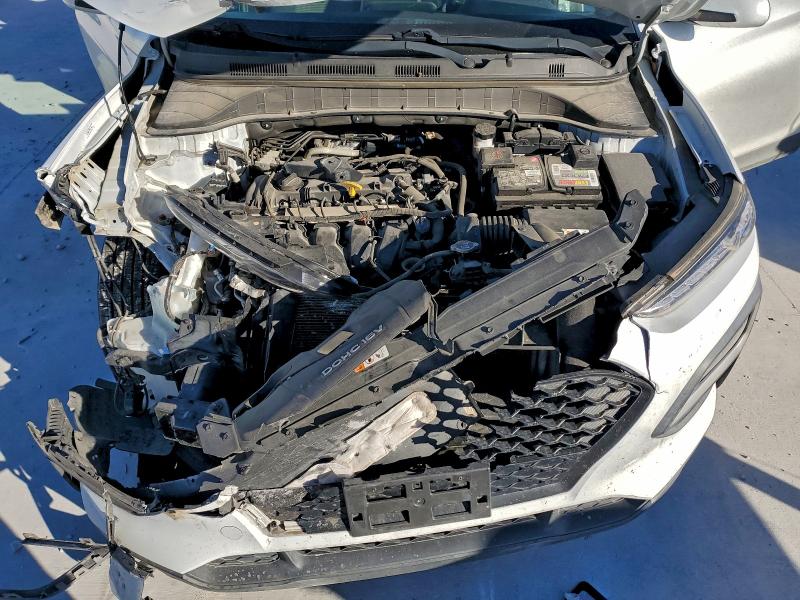 Фото 11 - HYUNDAI KONA