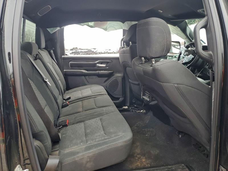 Фото 10 - RAM 1500