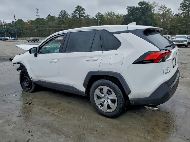 Фото 2 - TOYOTA RAV4