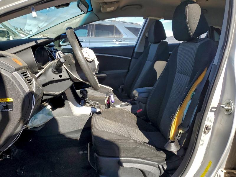 Фото 7 - HYUNDAI ELANTRA