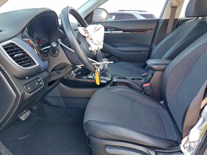 Фото 7 - KIA SELTOS