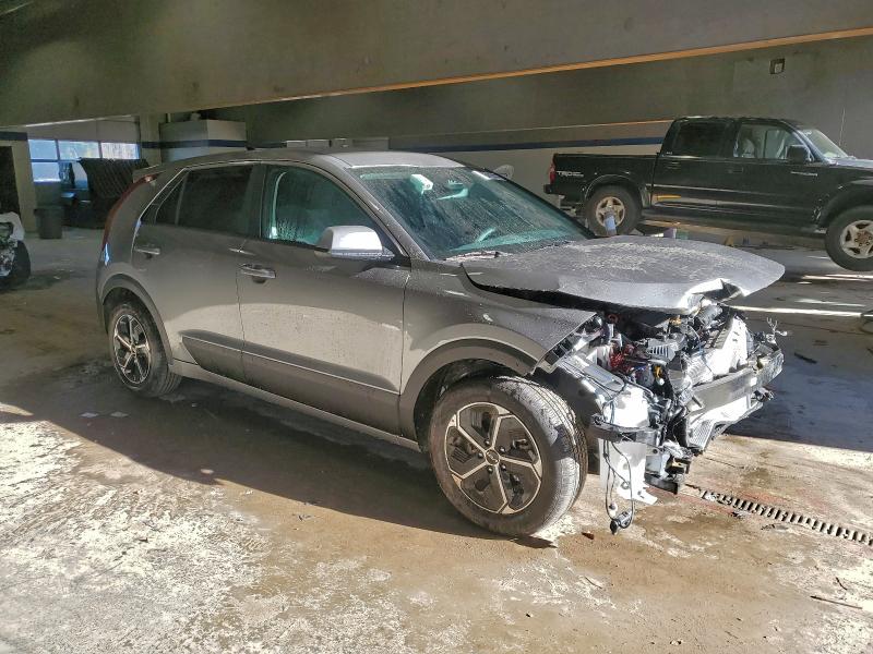 Фото 4 - KIA NIRO