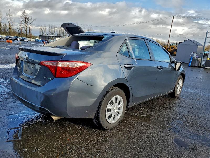 Фото 3 - TOYOTA COROLLA