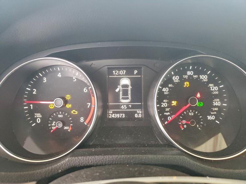 Фото 9 - VOLKSWAGEN PASSAT