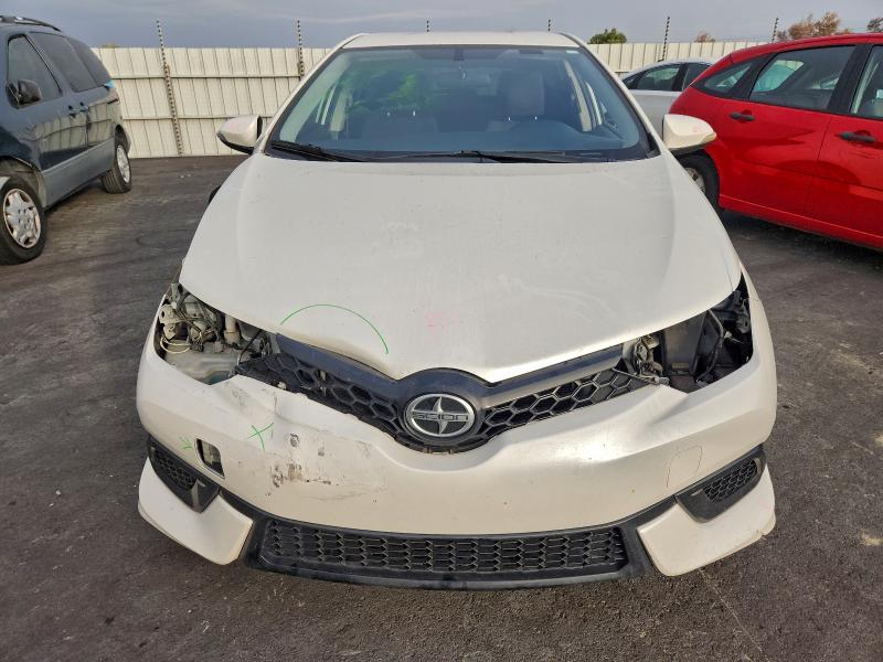 Фото 5 - TOYOTA SCION