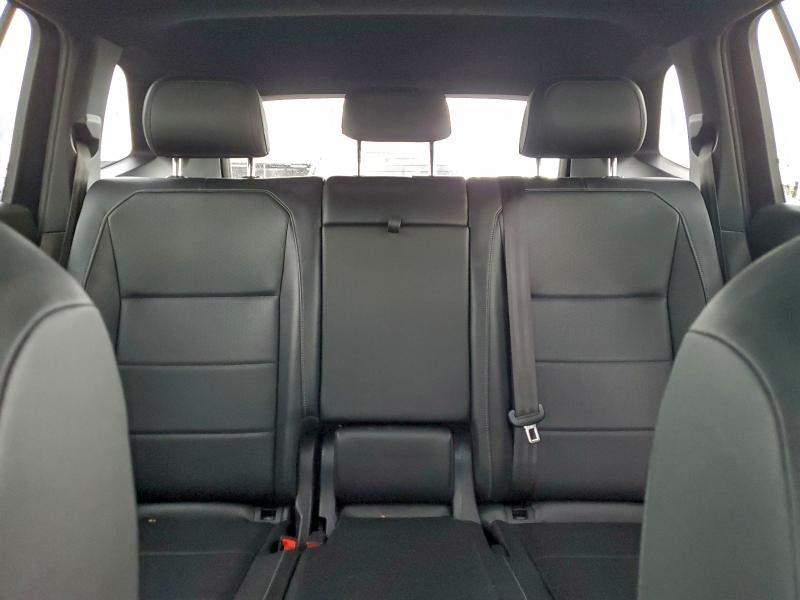 Фото 10 - VOLKSWAGEN TIGUAN