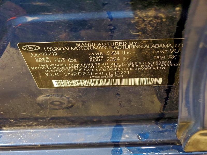 Фото 12 - HYUNDAI ELANTRA