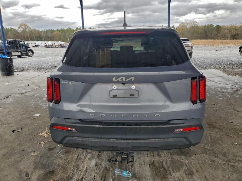 Фото 6 - KIA SORENTO