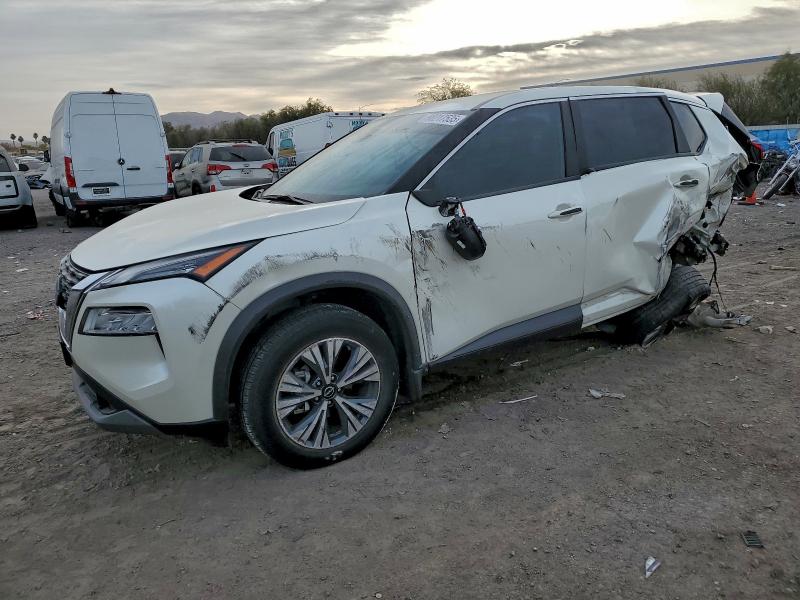 Фото 1 - NISSAN ROGUE