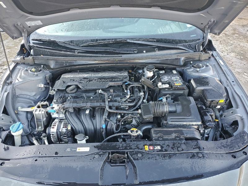 Фото 11 - HYUNDAI ELANTRA