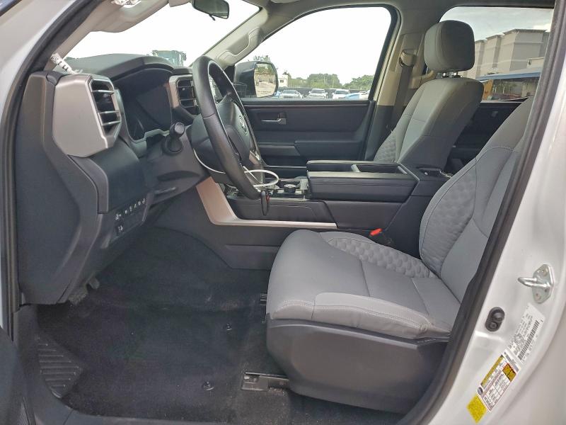 Фото 7 - TOYOTA TUNDRA