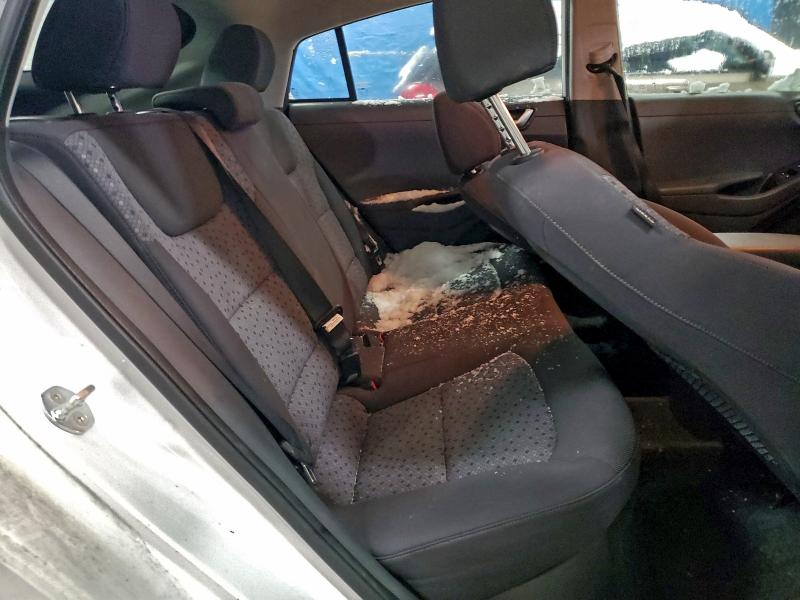 Фото 10 - HYUNDAI IONIQ