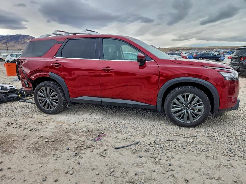 Фото 4 - NISSAN PATHFINDER