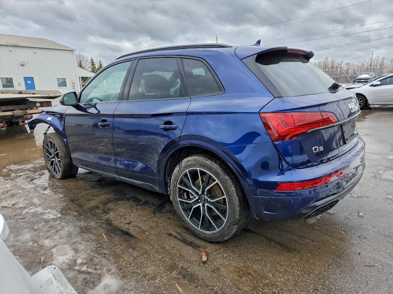Фото 2 - AUDI Q5