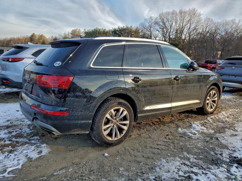 Фото 3 - AUDI Q7