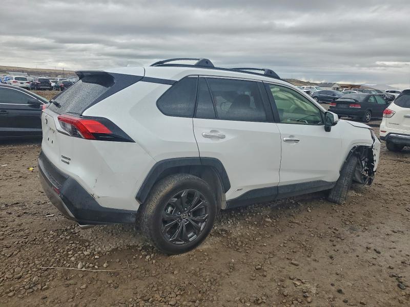 Фото 3 - TOYOTA RAV4