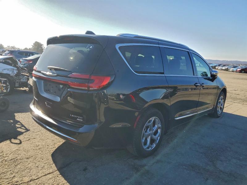 Фото 3 - CHRYSLER PACIFICA