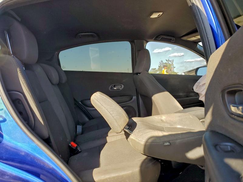 Фото 11 - HONDA HR-V