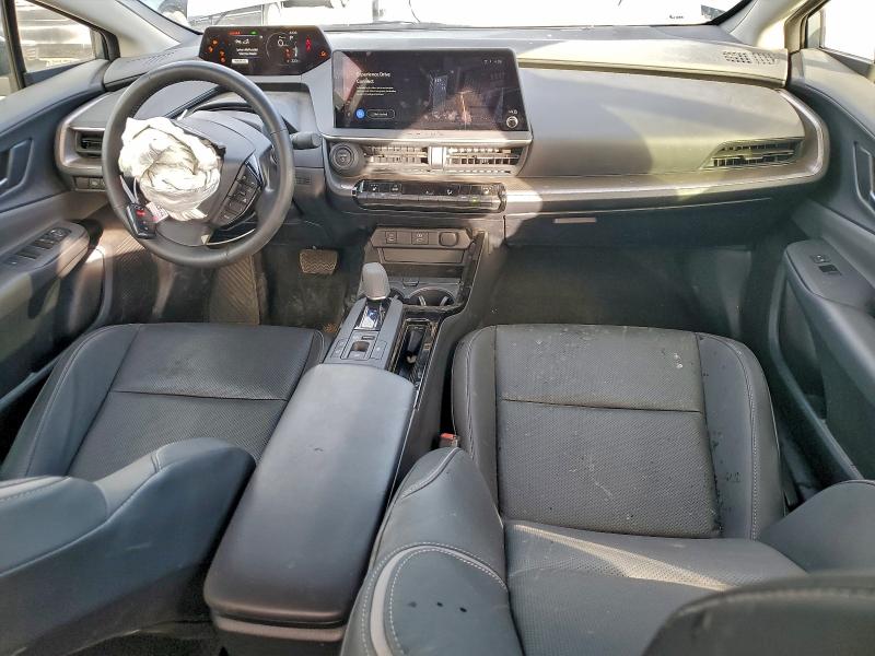 Фото 8 - TOYOTA PRIUS