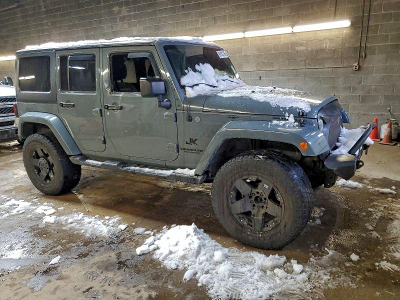 Фото 4 - JEEP WRANGLER