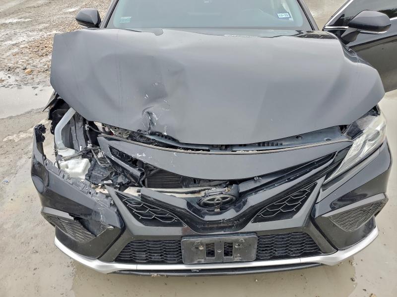 Фото 11 - TOYOTA CAMRY