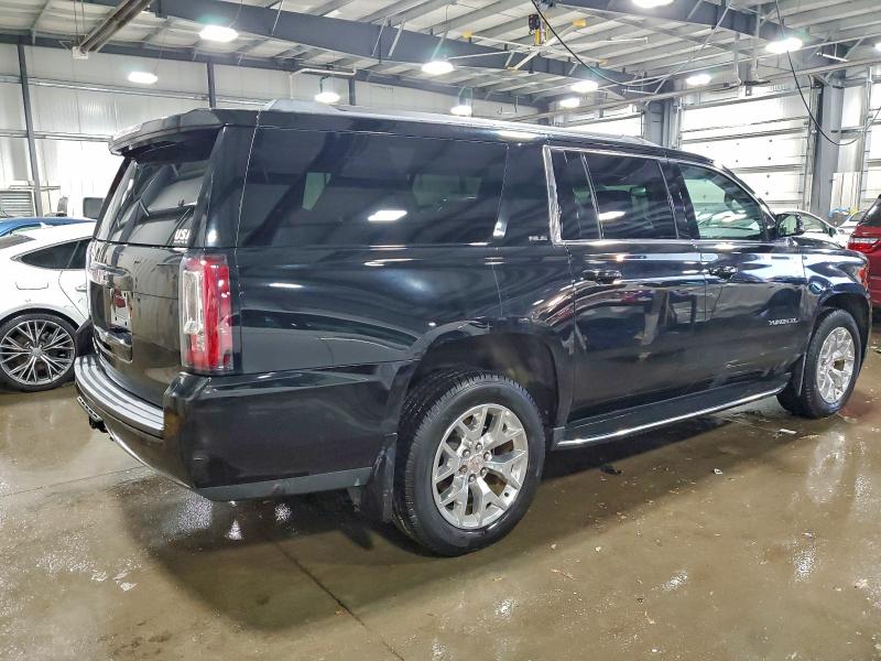 Фото 3 - GMC YUKON