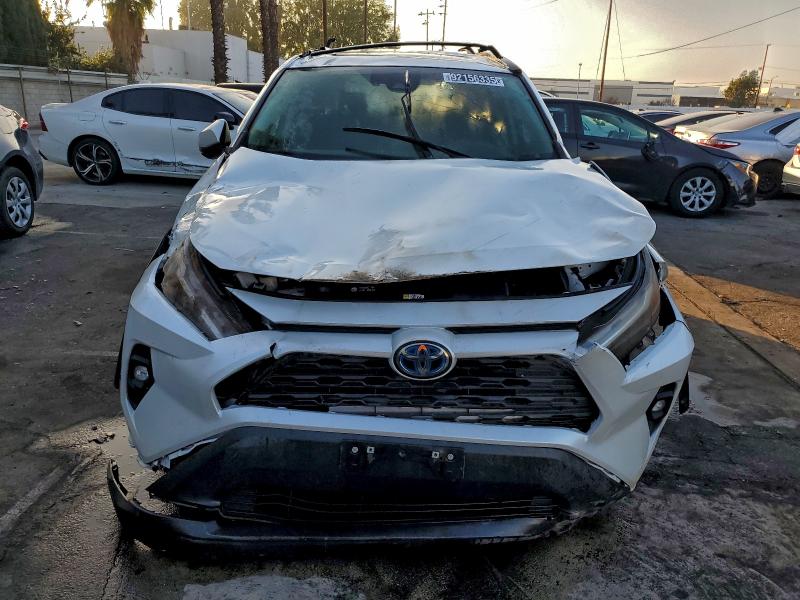 Фото 5 - TOYOTA RAV4