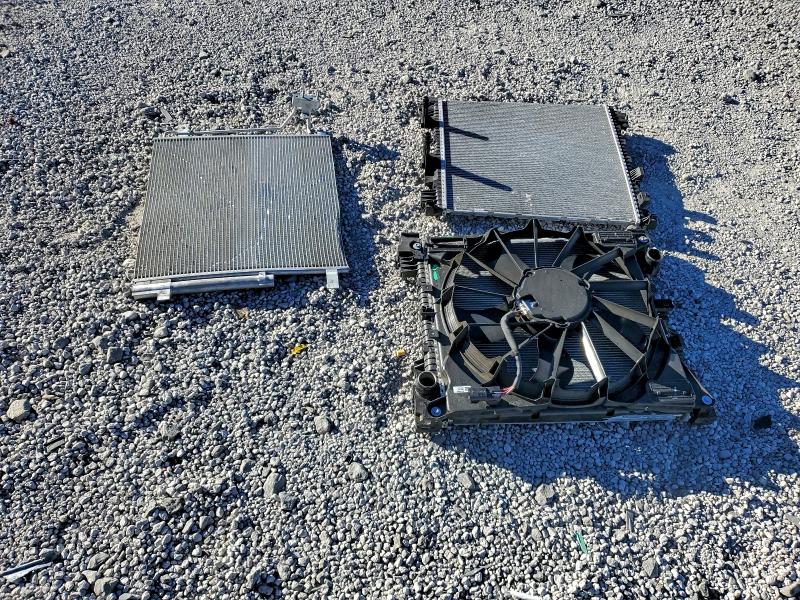 Фото 13 - JEEP GRAND CHER